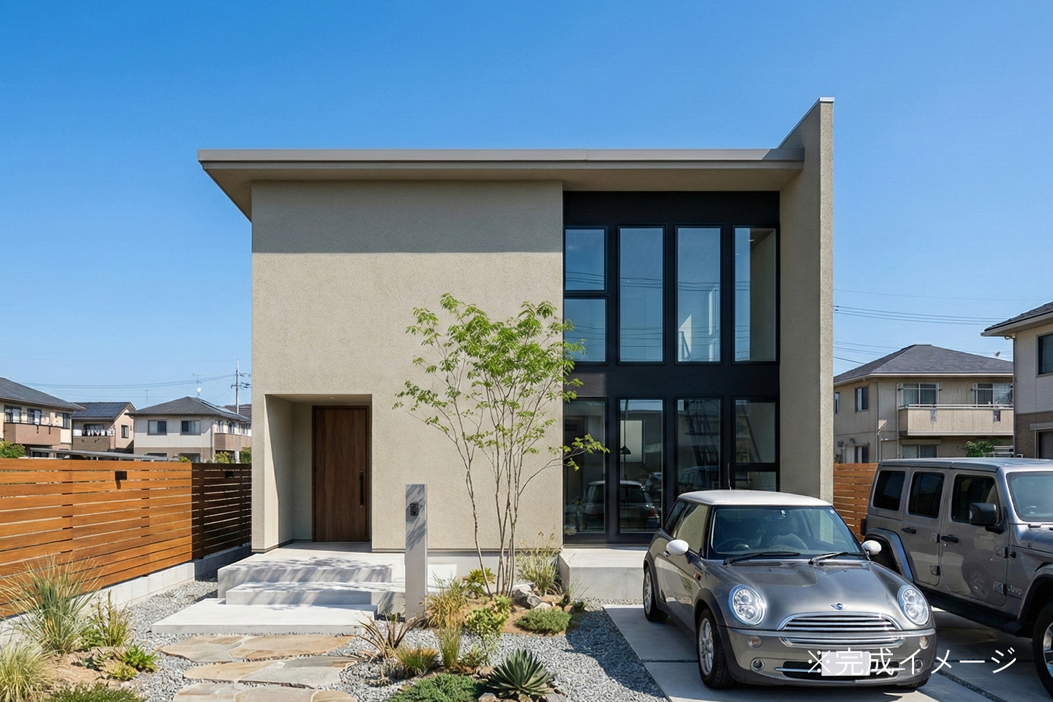 立体的なファサードが美しいクラシックな外観