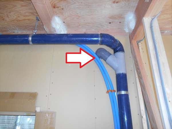 2階の排水管には通気管が必要です 静岡市 注文住宅 マルモホーム